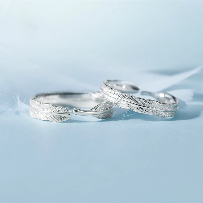 Silver Feather Leaf Couple Ring Vintage Thai Silver Color Men Women Wedding Hippie Punk Biker Spinner Rotatable Rings
Silver Feather Leaf Couple Ring Vintage Thai Silver Color Men Women Wedding Hippie Punk Biker Spinner Rotatable Rings