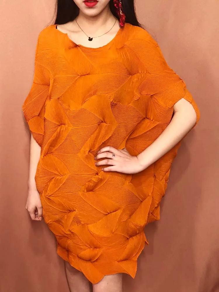 European Station Women's Dresses plus Size Loose and Slim Irregularity summer miyake Wrinkle Stereo Walking Show pleats dresses
European Station Women's Dresses plus Size Loose and Slim Irregularity summer miyake Wrinkle Stereo Walking Show pleats dresses