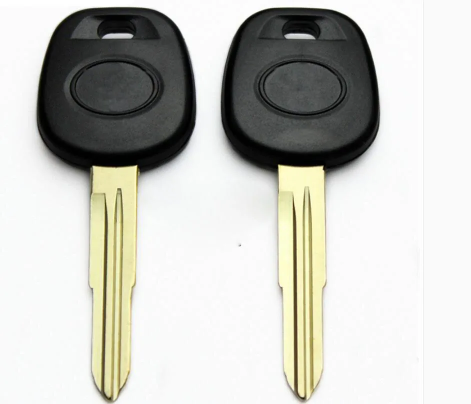 Transponder key Shell For Toyota Uncut TOY41 Blade Position for the TPX1,2 and Carbon Chip
Transponder key Shell For Toyota Uncut TOY41 Blade Position for the TPX1,2 and Carbon Chip