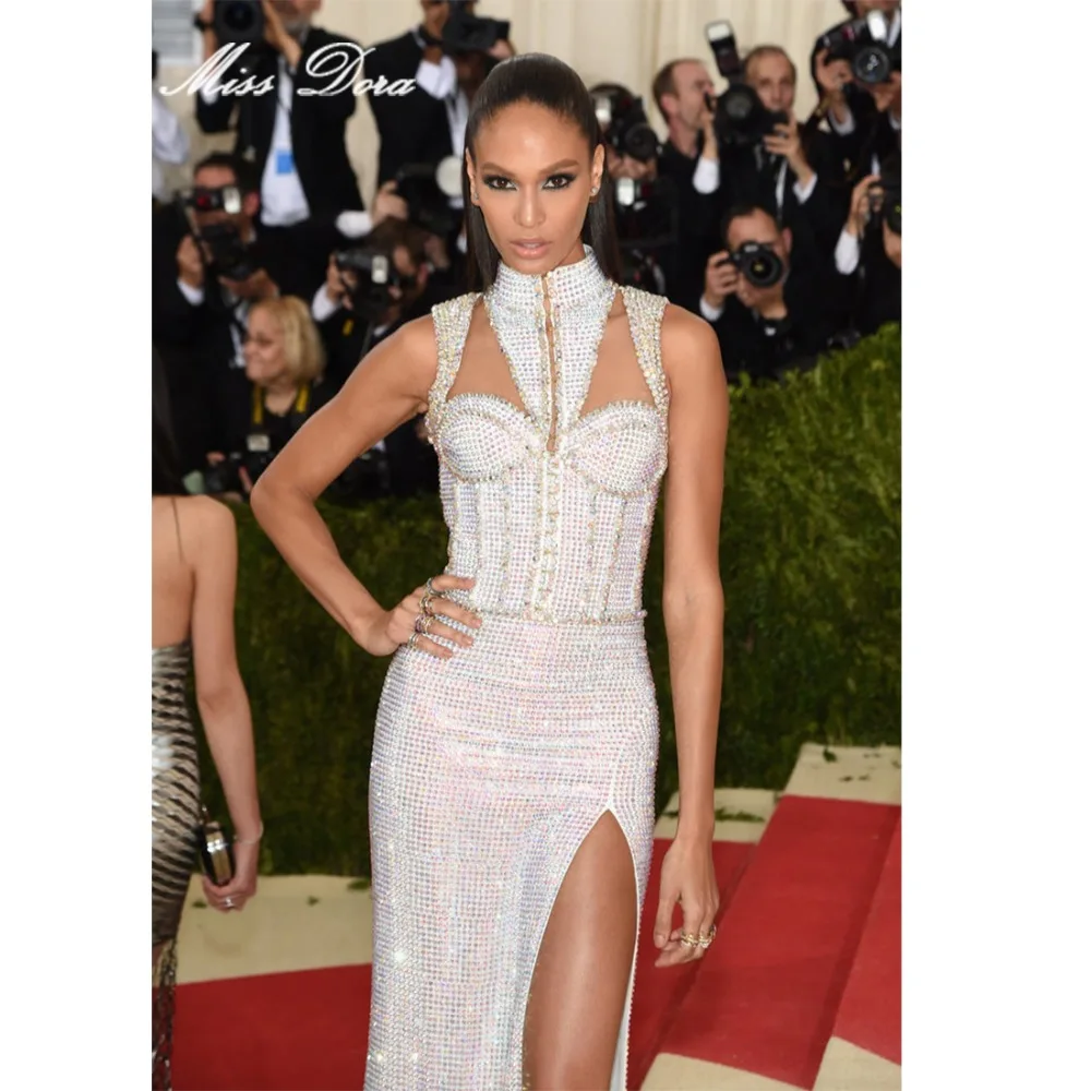 2016 Autumn White black Runway Dress Women bodycon Diamonds Black cut Out Hot Lady sexy Vestidos Evening Party Dress Maxi Dress
2016 Autumn White black Runway Dress Women bodycon Diamonds Black cut Out Hot Lady sexy Vestidos Evening Party Dress Maxi Dress