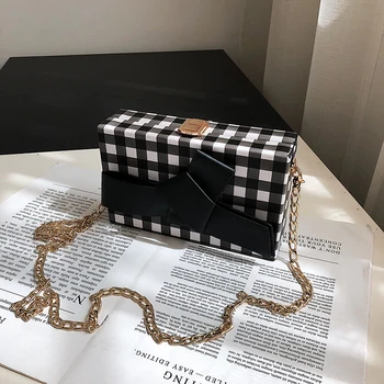 2018 fashionable women's bag new high quality PU leather women's bag Hit color portable shoulder messenger bag qq184
2018 fashionable women's bag new high quality PU leather women's bag Hit color portable shoulder messenger bag qq184