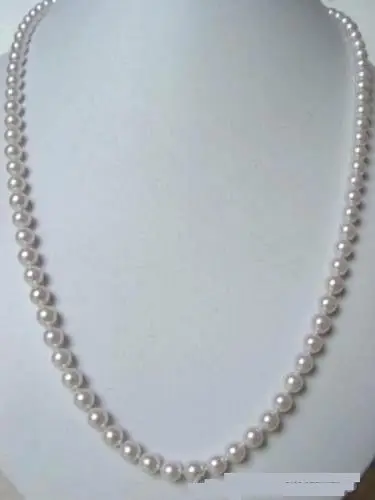 35 ''natural 5.5-6 mm AAA+ white akoya pearl necklace 925silver yellow gold clasp
35 ''natural 5.5-6 mm AAA+ white akoya pearl necklace 925silver yellow gold clasp