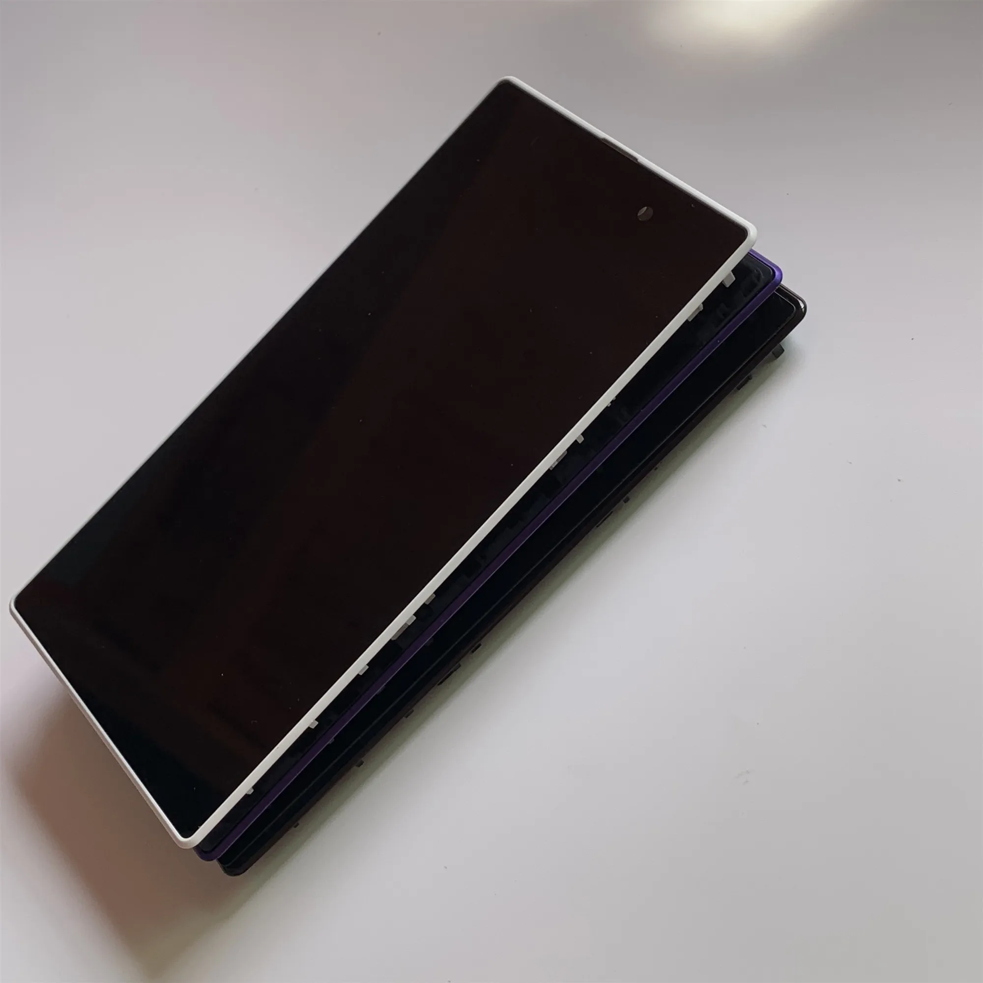 For Sony Xperia Z1 Screen LCD Display L39 L39H C6902 C6903 LCD Touch Digitizer with Frame Assembly + Adhesive
For Sony Xperia Z1 Screen LCD Display L39 L39H C6902 C6903 LCD Touch Digitizer with Frame Assembly + Adhesive