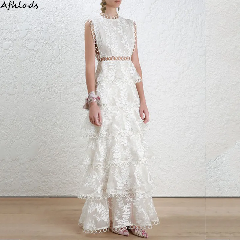 White lace hollow out patchwork embroidered dress summer sleeveless holiday sleeveless vest round neck fashion style maxi dress
White lace hollow out patchwork embroidered dress summer sleeveless holiday sleeveless vest round neck fashion style maxi dress
