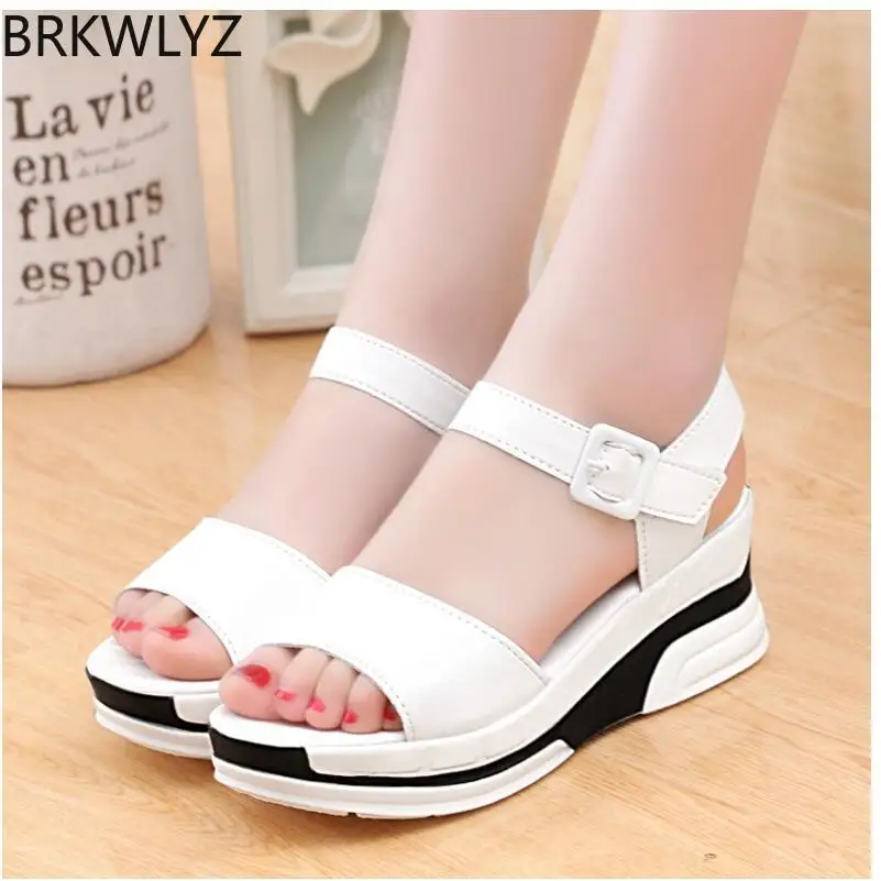 Summer shoes woman Platform Sandals Women Soft Leather Casual Open Toe Gladiator wedges Trifle Mujer Women Shoes Flats
Summer shoes woman Platform Sandals Women Soft Leather Casual Open Toe Gladiator wedges Trifle Mujer Women Shoes Flats