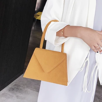 Bag for women New wave Korean version of the wild Messenger bag shoulder bag simple scrub small square bag
Bag for women New wave Korean version of the wild Messenger bag shoulder bag simple scrub small square bag