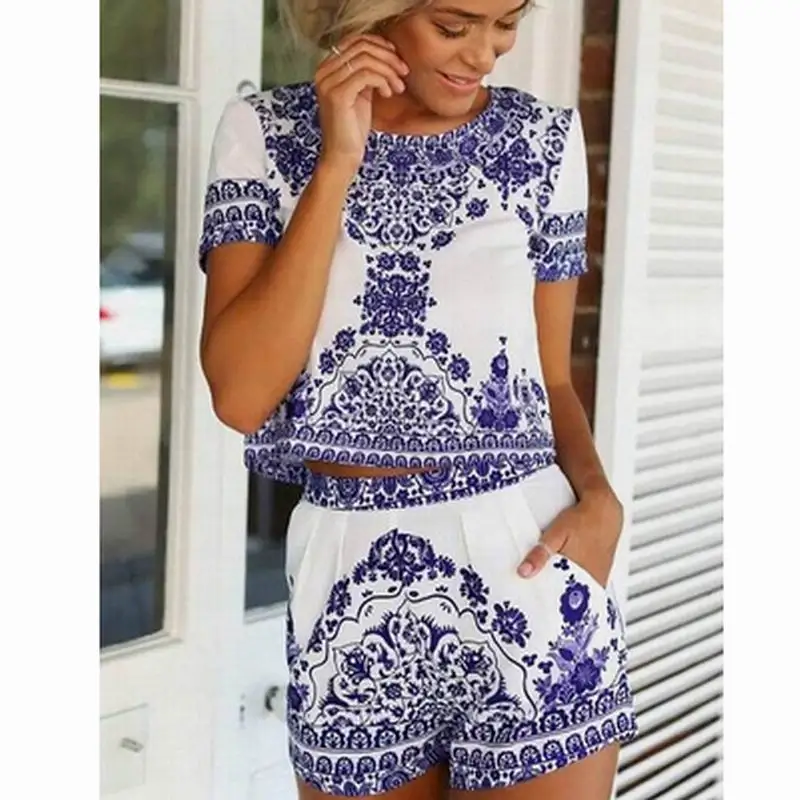 2015 new arrival Two piece set Blue Porcelain short jumpsuit Women crop top playsuit Vintage summer style romper
2015 new arrival Two piece set Blue Porcelain short jumpsuit Women crop top playsuit Vintage summer style romper