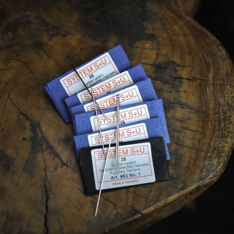 Germany Leatherwear Hand Needle Leather Sewing Needles Circle Head Handstitch leather craft tools
Germany Leatherwear Hand Needle Leather Sewing Needles Circle Head Handstitch leather craft tools