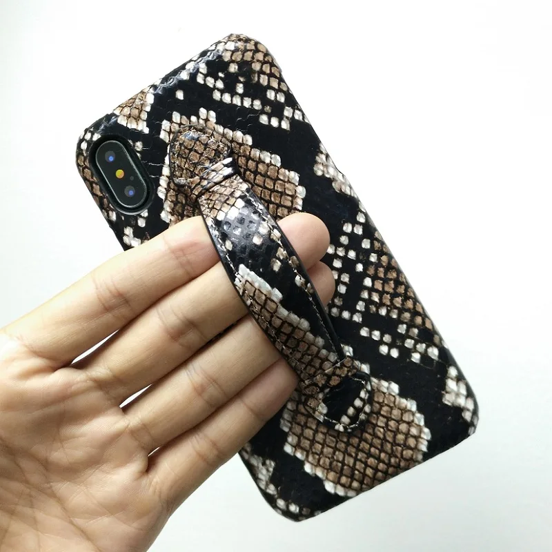Genuine Leather Snake Holder Phone Case For iPhone X XS Max Finger Strap Slim Cover Luxury Ultra Thin Hard Cases Brown Solque
Genuine Leather Snake Holder Phone Case For iPhone X XS Max Finger Strap Slim Cover Luxury Ultra Thin Hard Cases Brown Solque