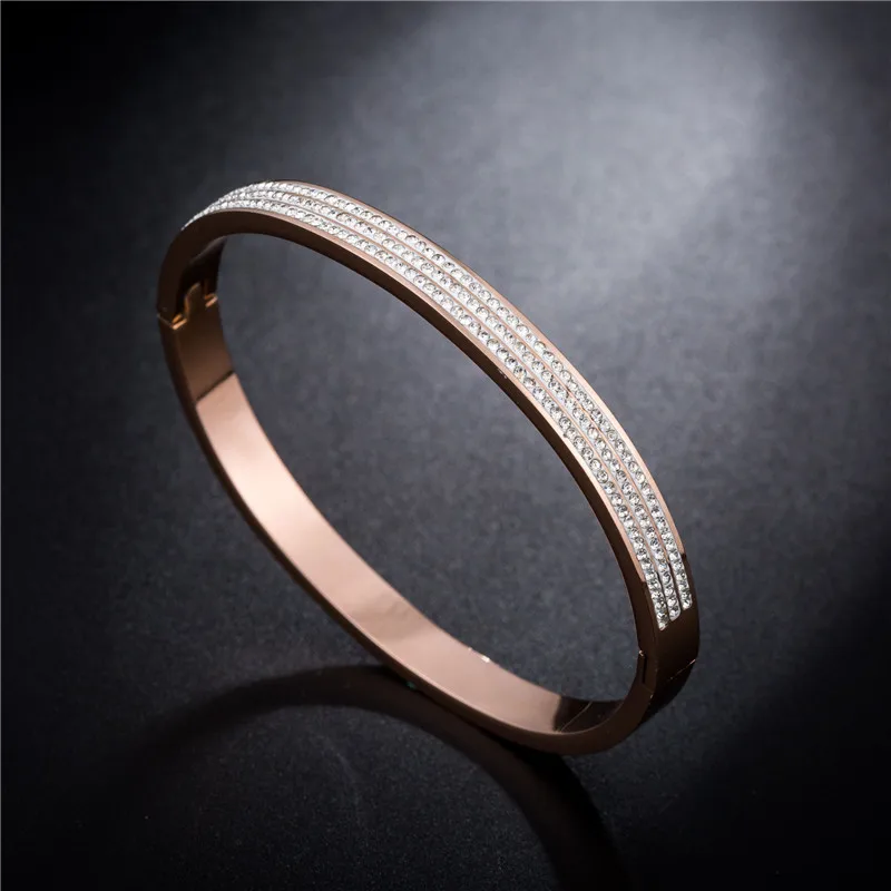 Titanium Steel Pave Setting 3 Row CZ Crystal Bangles Bracelets Classic Rose Gold Wedding Bangle Jewelry For Women Pulsera B18116
Titanium Steel Pave Setting 3 Row CZ Crystal Bangles Bracelets Classic Rose Gold Wedding Bangle Jewelry For Women Pulsera B18116