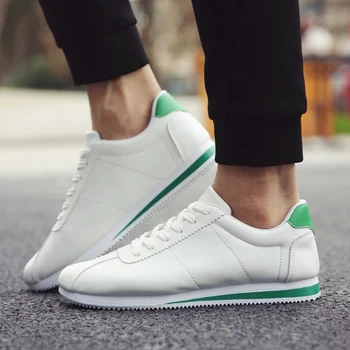 Nice Spring Summer New White Student Men Sports Shoes Korean Fashion Breathable Flat Men Casual Running Shoes Sneakers O1138
Nice Spring Summer New White Student Men Sports Shoes Korean Fashion Breathable Flat Men Casual Running Shoes Sneakers O1138
