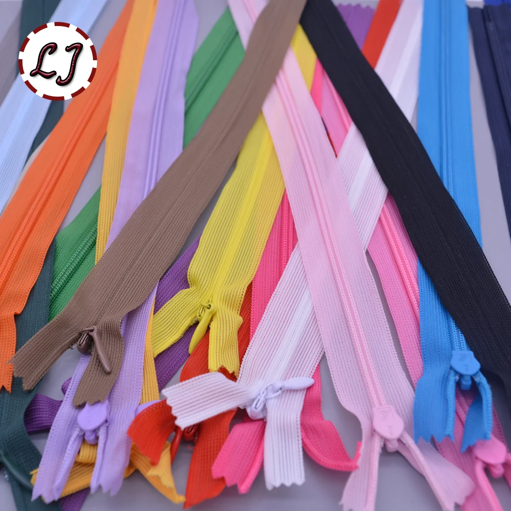High quality 6pcs/lot colorful Invisible zipper 25cm Back cushion Skirt Hidden 3# Nylon Zipper for sewing/Garment accessory DIY
High quality 6pcs/lot colorful Invisible zipper 25cm Back cushion Skirt Hidden 3# Nylon Zipper for sewing/Garment accessory DIY