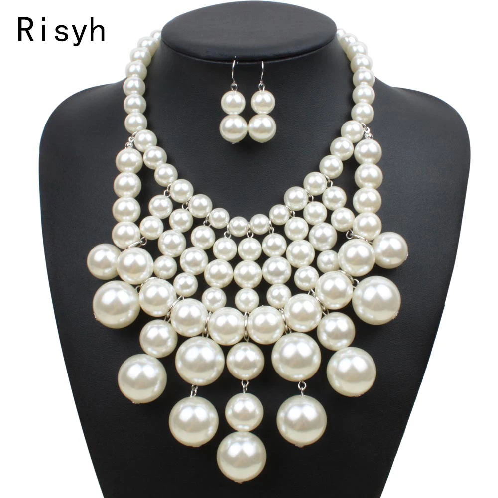 Risyh Exaggerated new wild temperament star models simple atmosphere imitation pearl clavicle necklace
Risyh Exaggerated new wild temperament star models simple atmosphere imitation pearl clavicle necklace