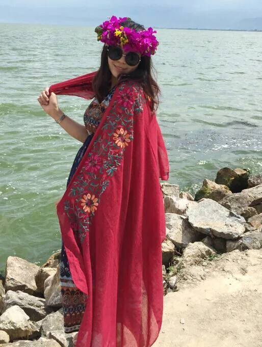2019 Plain Embroidered Floral Viscose ladies Scarf Shawl From Print Cotton Scarves and Wraps Foulards Sjaal Muslim Hijab
2019 Plain Embroidered Floral Viscose ladies Scarf Shawl From Print Cotton Scarves and Wraps Foulards Sjaal Muslim Hijab