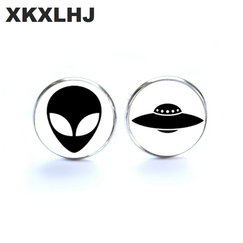 XKXLHJ New Arrival UFO Alien Cuff Steampunk Round Jewelry Glass Dome UFO and Alien Button Wholesale
XKXLHJ New Arrival UFO Alien Cuff Steampunk Round Jewelry Glass Dome UFO and Alien Button Wholesale