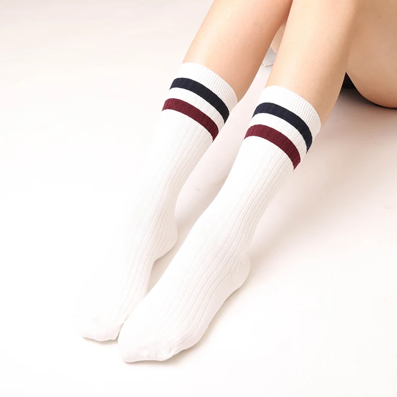 Korean white socks fan pictures