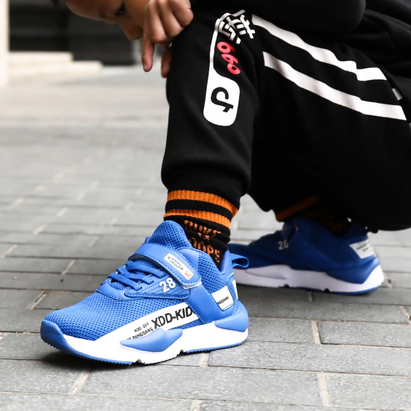 Original Kids Sneakers Running Boys Girls Shoes Ultras Mesh Chlidren Boost Y3 Runner Professional Infant Trainers Max Size 39
Original Kids Sneakers Running Boys Girls Shoes Ultras Mesh Chlidren Boost Y3 Runner Professional Infant Trainers Max Size 39