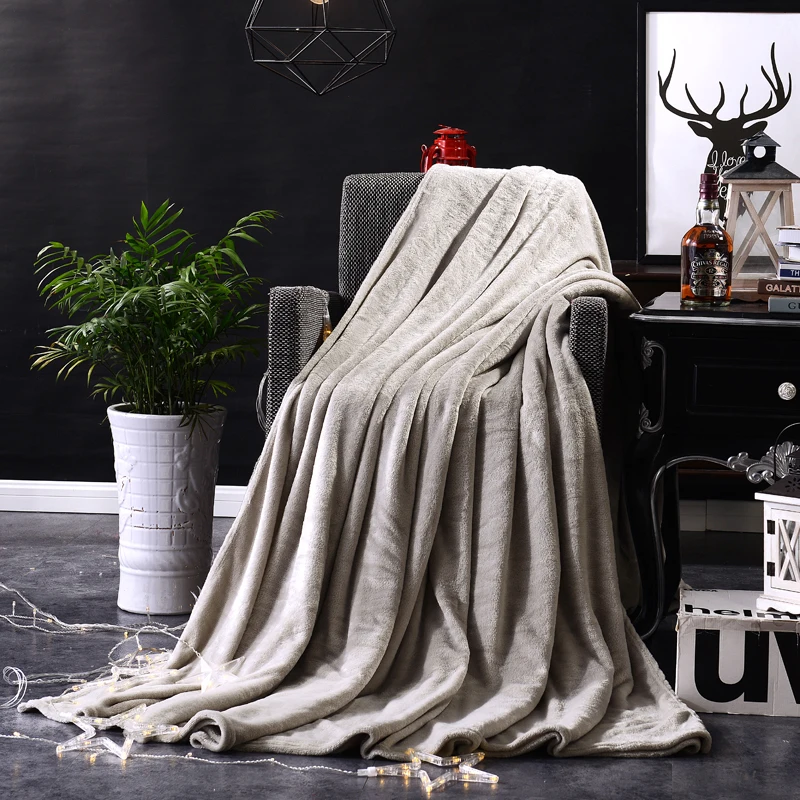 Hot Home Textile Flannel Blanket Gray Super Warm Soft single Blankets Throw On Sofa/Bed/Plane Travel Patchwork Solid Bedspread
Hot Home Textile Flannel Blanket Gray Super Warm Soft single Blankets Throw On Sofa/Bed/Plane Travel Patchwork Solid Bedspread