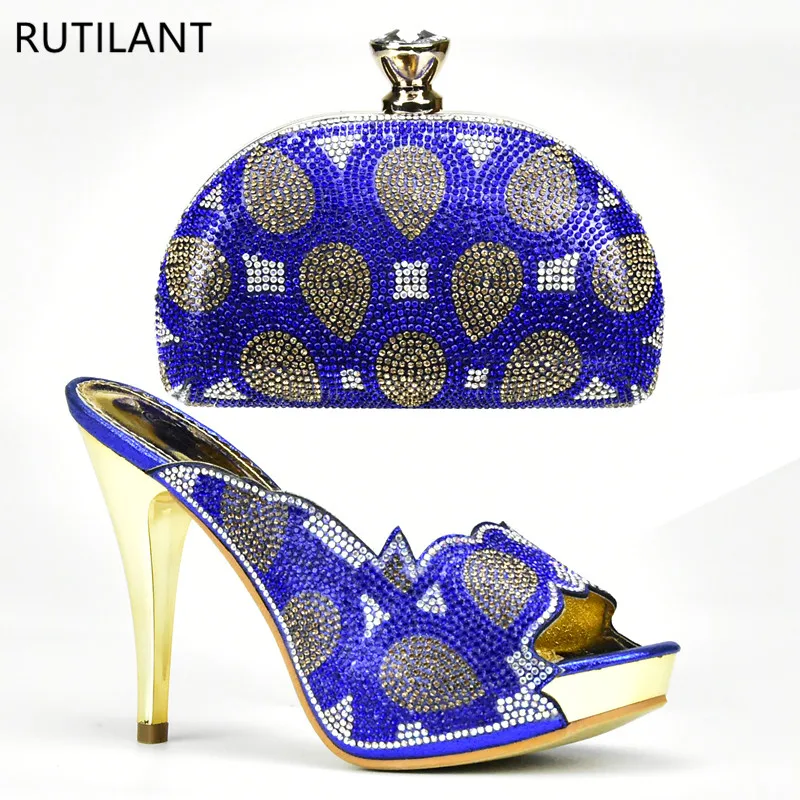 Latest African Shoes and Matching Bags Italian Blue Color Shoe and Bag Set for Party In Women Italian Shoes and Bags for Women
Latest African Shoes and Matching Bags Italian Blue Color Shoe and Bag Set for Party In Women Italian Shoes and Bags for Women