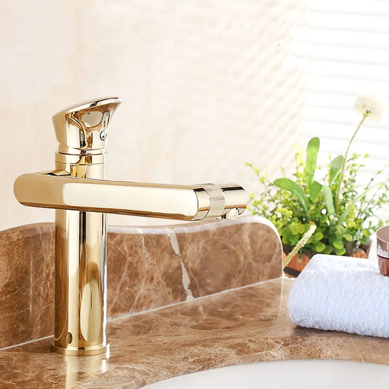 Face basin single hole cold and hot table basin faucet Rotating Golden European antique faucet
Face basin single hole cold and hot table basin faucet Rotating Golden European antique faucet