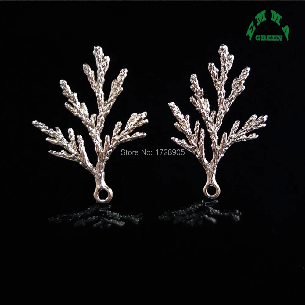 Gold Charms Cypress Tree Leaf Charm Pendant 10 pcs 35 mm big Leaves Jewelry making Finding
Gold Charms Cypress Tree Leaf Charm Pendant 10 pcs 35 mm big Leaves Jewelry making Finding
