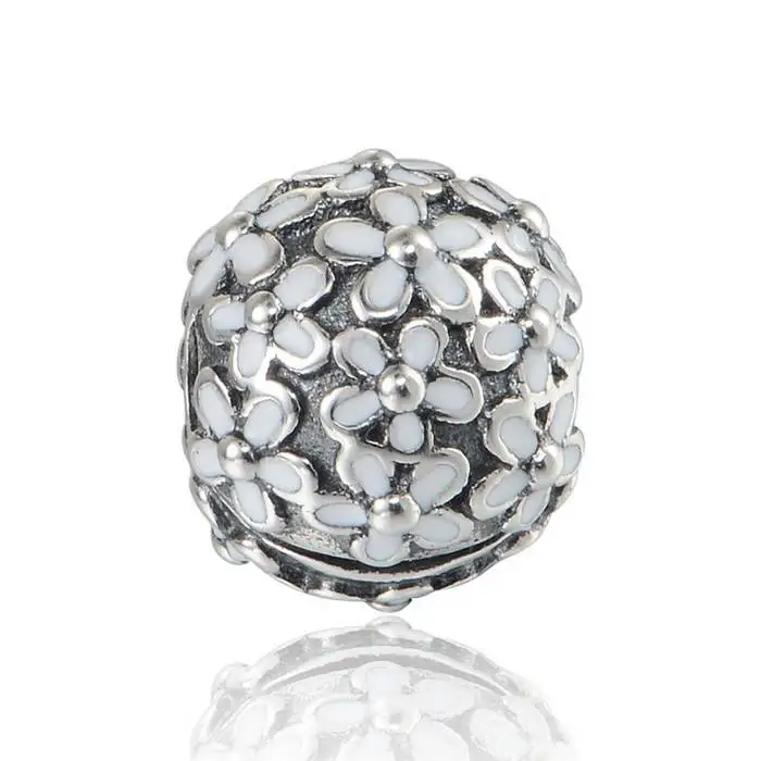 White Enamel Daisy Clip Beads Fits Pandora Bracelets 925 Sterling Silver Daisy Bead Diy 2017 Spring Collection Bracelet Jewelry
White Enamel Daisy Clip Beads Fits Pandora Bracelets 925 Sterling Silver Daisy Bead Diy 2017 Spring Collection Bracelet Jewelry
