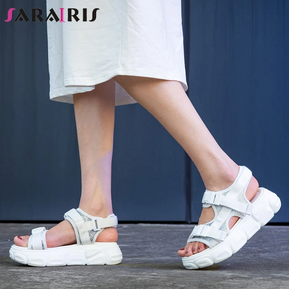 SARAIRIS New Fashion Women Shoes Big Size 35-42 Bling Flat Platform Casual Comfortable Summer Sandals 2019 Shoes Woman
SARAIRIS New Fashion Women Shoes Big Size 35-42 Bling Flat Platform Casual Comfortable Summer Sandals 2019 Shoes Woman