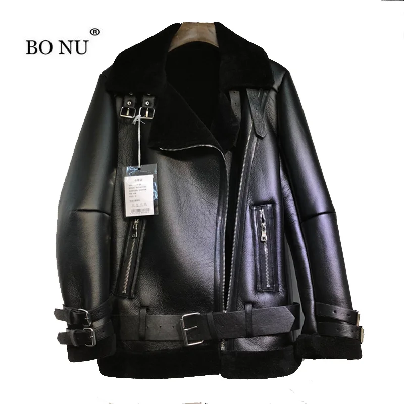 Women's down jacket Winter thick Leather jacket Fur coat zipper pocket warm coat female Winter Motocycle PU Fur Jacket
Women's down jacket Winter thick Leather jacket Fur coat zipper pocket warm coat female Winter Motocycle PU Fur Jacket