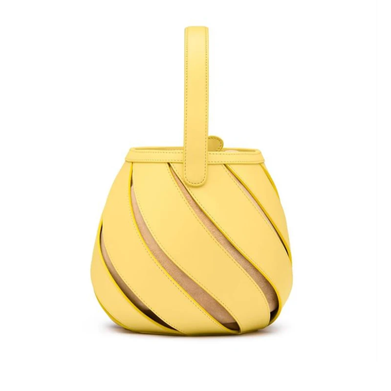 Women Bucket Bag Chic Hollow Out Lady Tote For Female Shoulder Bag Trendy Crossbody Bags
Women Bucket Bag Chic Hollow Out Lady Tote For Female Shoulder Bag Trendy Crossbody Bags