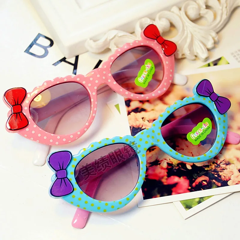 Cute Baby Kids Sunglasses Girls Polka Dot Glass Children Bow Eyewear Gafas De Sol ninas Child Sunglasses oculos de sol meninas
Cute Baby Kids Sunglasses Girls Polka Dot Glass Children Bow Eyewear Gafas De Sol ninas Child Sunglasses oculos de sol meninas