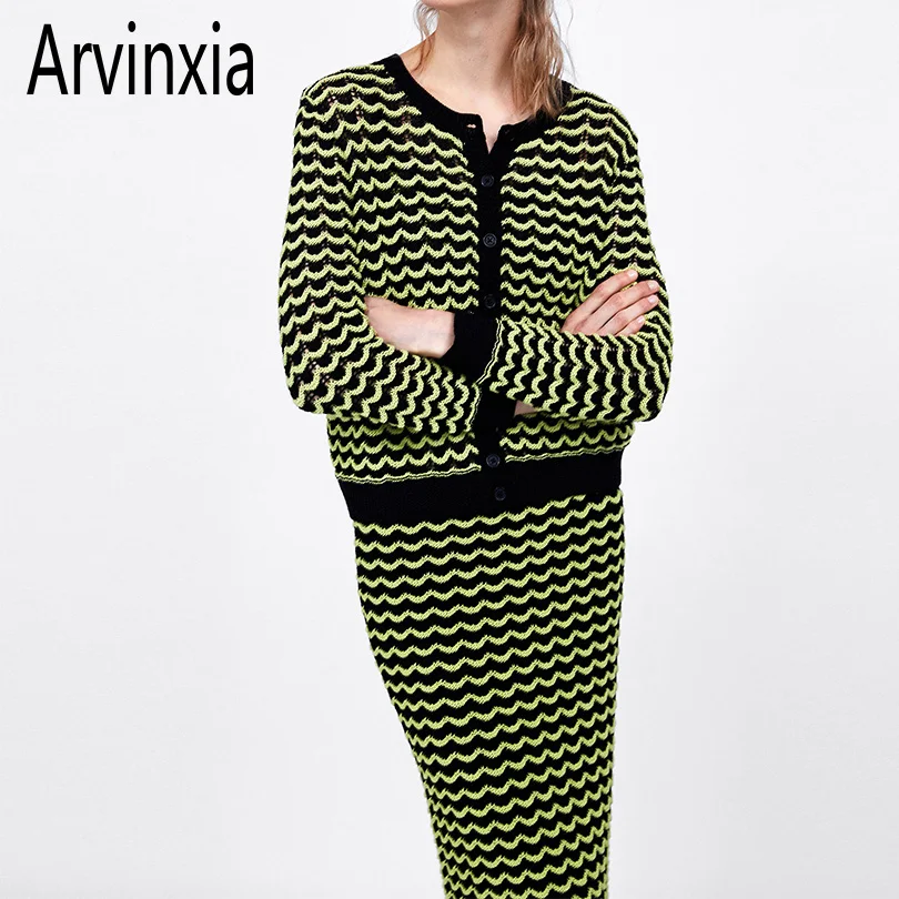 Arvinxia ZA Comfortable Striped Buttons Women Sweaters Sexy O Neck Slim Coat New Arrivals Long Sleeves Single Breasted Cardigans
Arvinxia ZA Comfortable Striped Buttons Women Sweaters Sexy O Neck Slim Coat New Arrivals Long Sleeves Single Breasted Cardigans