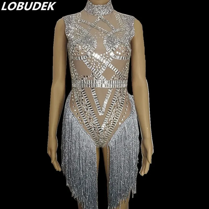 Occident Bar Nightclub Female Singer DJ DS Costume Sparkly Rhinestones Bodysuit Sexy Leotard Tassels Jumpsuit Party Stage Outfit
Occident Bar Nightclub Female Singer DJ DS Costume Sparkly Rhinestones Bodysuit Sexy Leotard Tassels Jumpsuit Party Stage Outfit