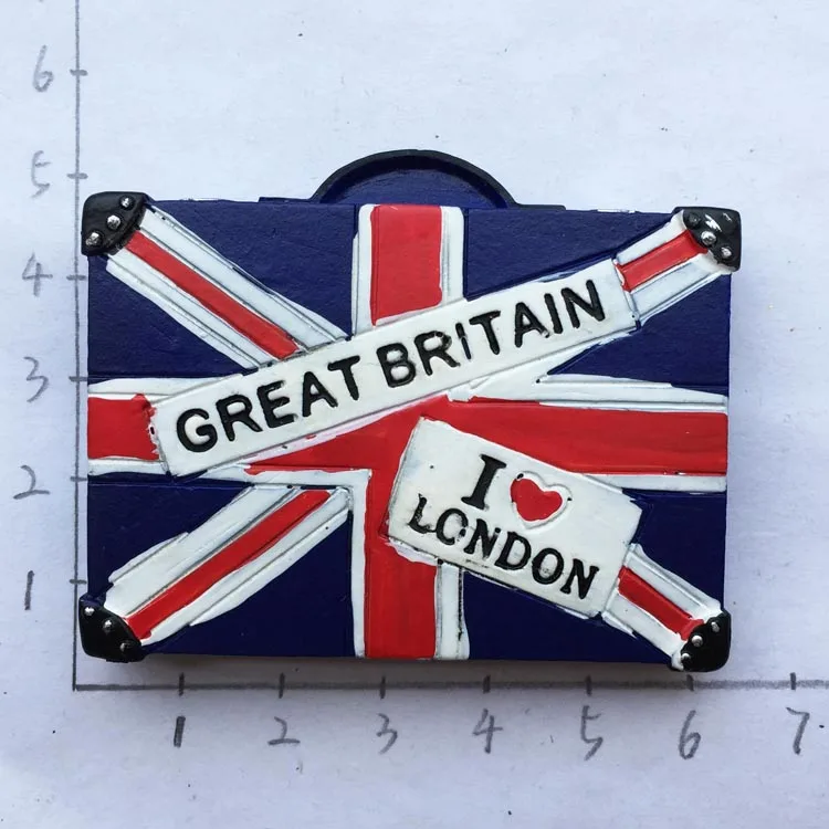 1pcs London Tourist Souvenir British Flag Fridge Magnet Creative Suitcase Shaped Refrigerator Magnetic Sticker Home Decoration
1pcs London Tourist Souvenir British Flag Fridge Magnet Creative Suitcase Shaped Refrigerator Magnetic Sticker Home Decoration