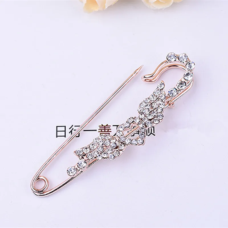 New style Fashion Crystal angel wings Brooch Heart brooch Personality Women Brooches Accessory Corsage Collar Pins 
New style Fashion Crystal angel wings Brooch Heart brooch Personality Women Brooches Accessory Corsage Collar Pins