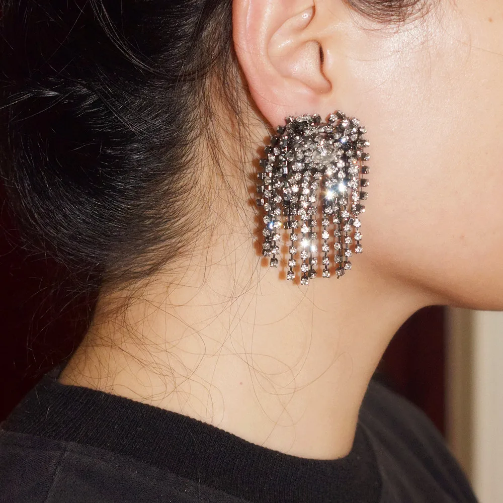 Women Shiny Rhinestone Flowers Stud Earrings Jewelry Wholesale Party Evening Dress Collection Earrings Accessories
Women Shiny Rhinestone Flowers Stud Earrings Jewelry Wholesale Party Evening Dress Collection Earrings Accessories