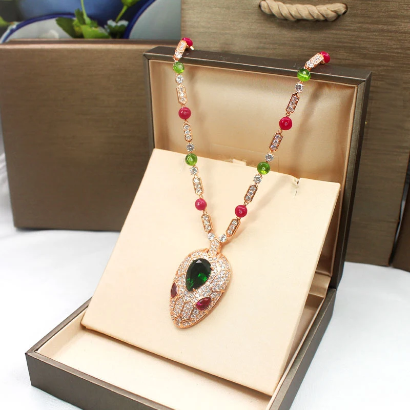 New hot selling zircon color stone pendant Animal head necklaces rose gold color party jewelry anime for women
New hot selling zircon color stone pendant Animal head necklaces rose gold color party jewelry anime for women