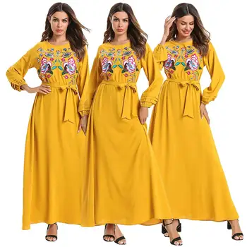 Muslim Women Long Sleeve Hijab Dress Maxi Abaya Islamic Women Dress Clothing Robe Kaftan Moroccan Fashion Flower Embroidey Dubai 
Muslim Women Long Sleeve Hijab Dress Maxi Abaya Islamic Women Dress Clothing Robe Kaftan Moroccan Fashion Flower Embroidey Dubai