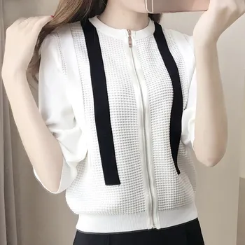 2019 Women Autumn Hollow Out Casual Sweatshirt Zipper Striped Hoodies O-Neck Knitted Loose Outwear
2019 Women Autumn Hollow Out Casual Sweatshirt Zipper Striped Hoodies O-Neck Knitted Loose Outwear