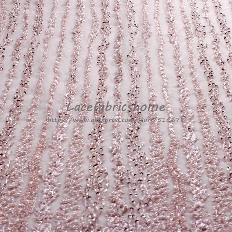 1yard New fashion style gold/beige/gray /blue heavy beads on netting embroidery wedding dress lace fabric 120cm
1yard New fashion style gold/beige/gray /blue heavy beads on netting embroidery wedding dress lace fabric 120cm