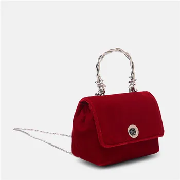 Women's Handbags 2018 Mini Velvet Chain Crossbody Shoulder Bag Wedding Dinner Wedding Festive Handbag Bolsa Feminina
Women's Handbags 2018 Mini Velvet Chain Crossbody Shoulder Bag Wedding Dinner Wedding Festive Handbag Bolsa Feminina