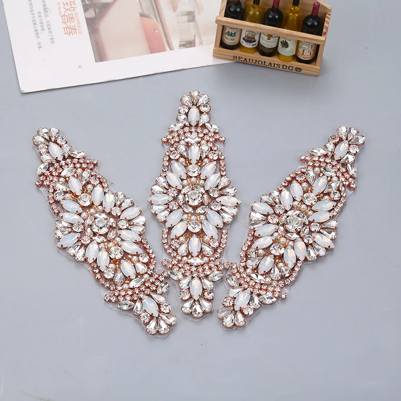 YANSTAR 1PCS Handmade Rhinestones Appliques With Protein Beads Sewing On For Bridal Gown Sash Clear Rose Gold Crystal YS856
YANSTAR 1PCS Handmade Rhinestones Appliques With Protein Beads Sewing On For Bridal Gown Sash Clear Rose Gold Crystal YS856