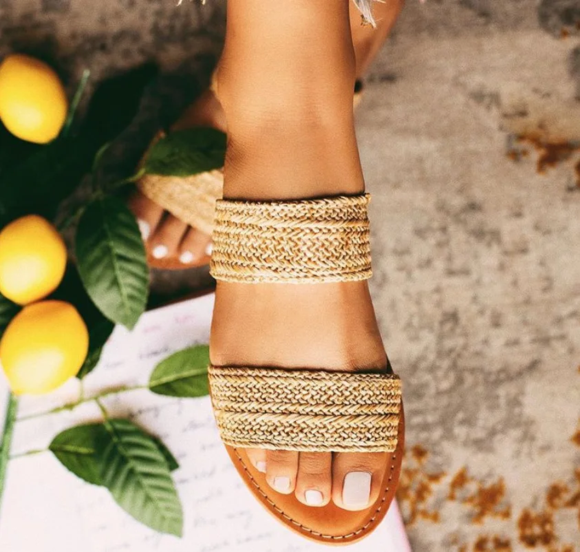 2019 Summer Women Sandals Mujer Cane Beach Weave Shoes Ladies Flat Form Outdoor Holiday Slipper
2019 Summer Women Sandals Mujer Cane Beach Weave Shoes Ladies Flat Form Outdoor Holiday Slipper