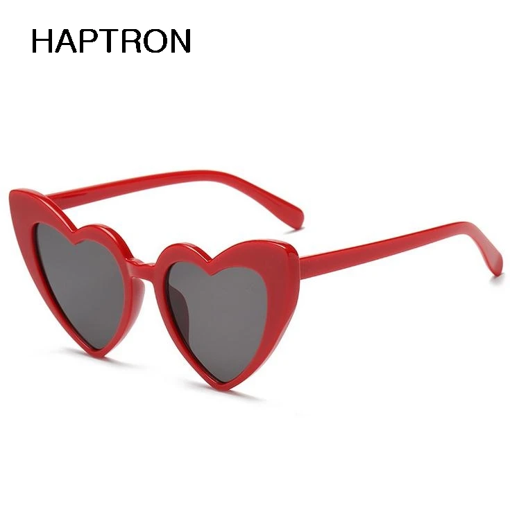 HAPTRON Vintage retro Love Heart Sunglasses Women Brand Designer cat eye Sun Glasses Mirror red white frame Sunglass Female
HAPTRON Vintage retro Love Heart Sunglasses Women Brand Designer cat eye Sun Glasses Mirror red white frame Sunglass Female