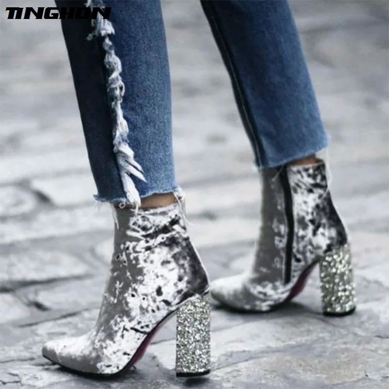 TINGHON New Autumn Women Ankle Boots Pointed Toe Crystal Square heel Zipper Sewing Chelsea Boots Mujer size 35-40
TINGHON New Autumn Women Ankle Boots Pointed Toe Crystal Square heel Zipper Sewing Chelsea Boots Mujer size 35-40