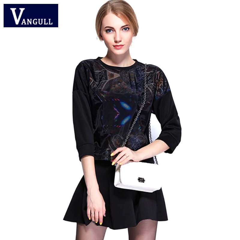 Ladies' suit 2018 Autumn Winter casual wear long sleeved printed Tops blouse and mini skirt lady's two dress suit
Ladies' suit 2018 Autumn Winter casual wear long sleeved printed Tops blouse and mini skirt lady's two dress suit
