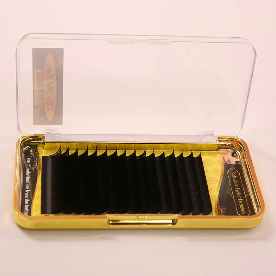 flat lashes split