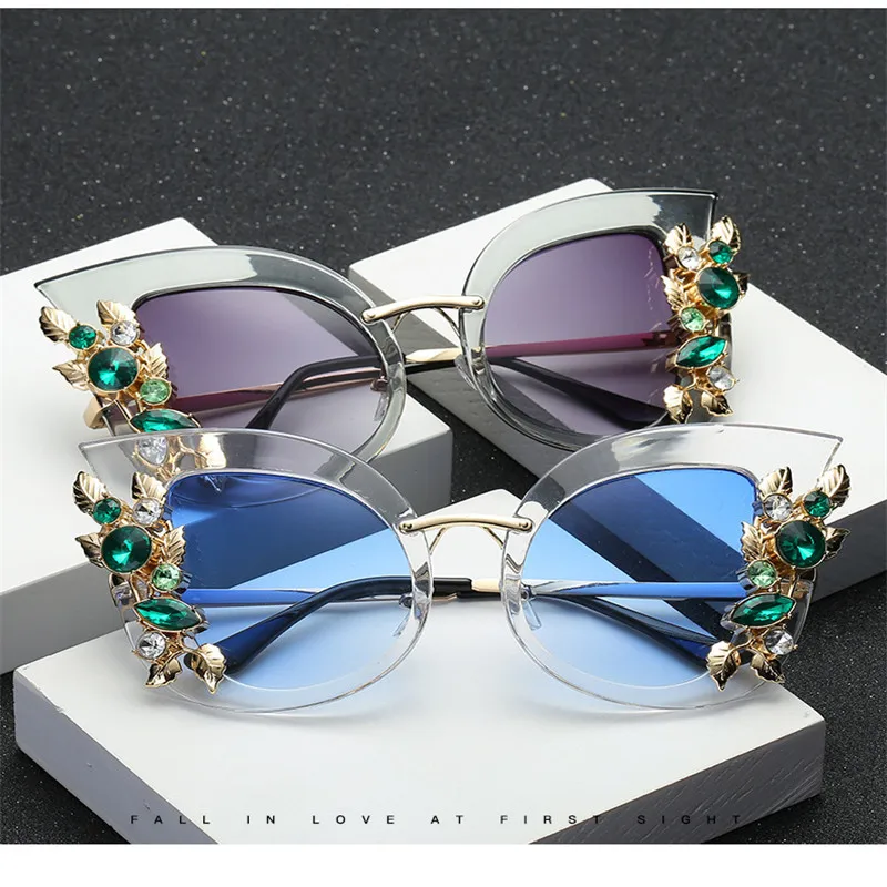 Fashion 1pcs Oversized Cat Eye Rhinestones Flower Sunglasses Flat Mirror Metal Frame Glasses Eyewear 6 Colors
Fashion 1pcs Oversized Cat Eye Rhinestones Flower Sunglasses Flat Mirror Metal Frame Glasses Eyewear 6 Colors