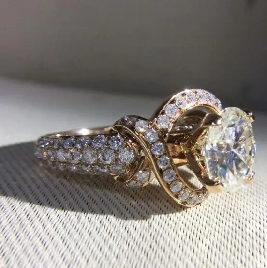 Luxury Female Crystal Round Ring Cute Rose Gold Finger Ring Fashion Bridal Love Engagement Rings For Women
Luxury Female Crystal Round Ring Cute Rose Gold Finger Ring Fashion Bridal Love Engagement Rings For Women