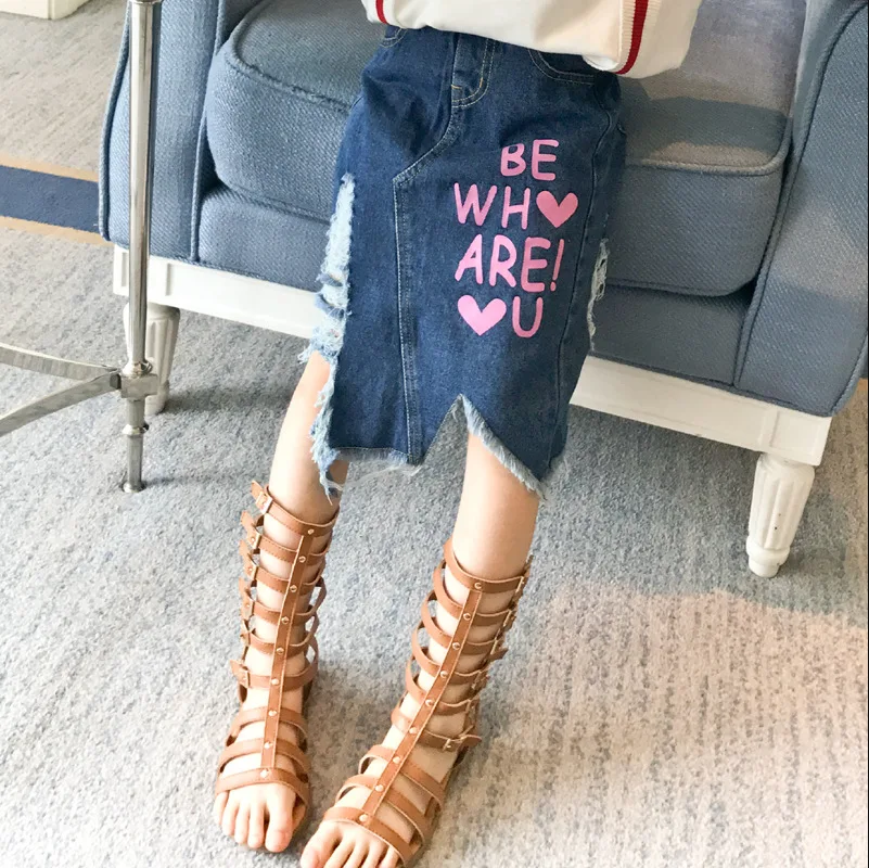 Spring Summer baby skirt girls denim skirt kids skirt children fashion skirt for girls letter print tassel ripped 2 to 7 yrs
Spring Summer baby skirt girls denim skirt kids skirt children fashion skirt for girls letter print tassel ripped 2 to 7 yrs