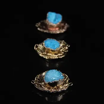 5pcs,Gold Wire Wrapped with Titanium Blue Agates Geode nugget Connector,Raw Natural Quartz Bird Nest Slab Pendant Necklace
5pcs,Gold Wire Wrapped with Titanium Blue Agates Geode nugget Connector,Raw Natural Quartz Bird Nest Slab Pendant Necklace